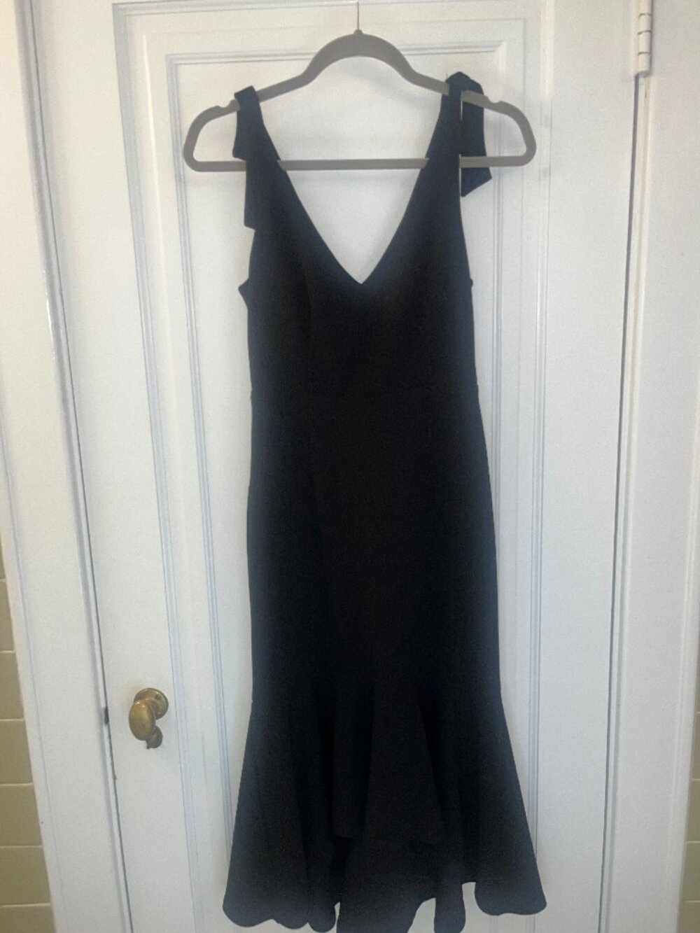 Lulus Black Cocktail Midi Dress V-Neck Ruffle Hem Size S